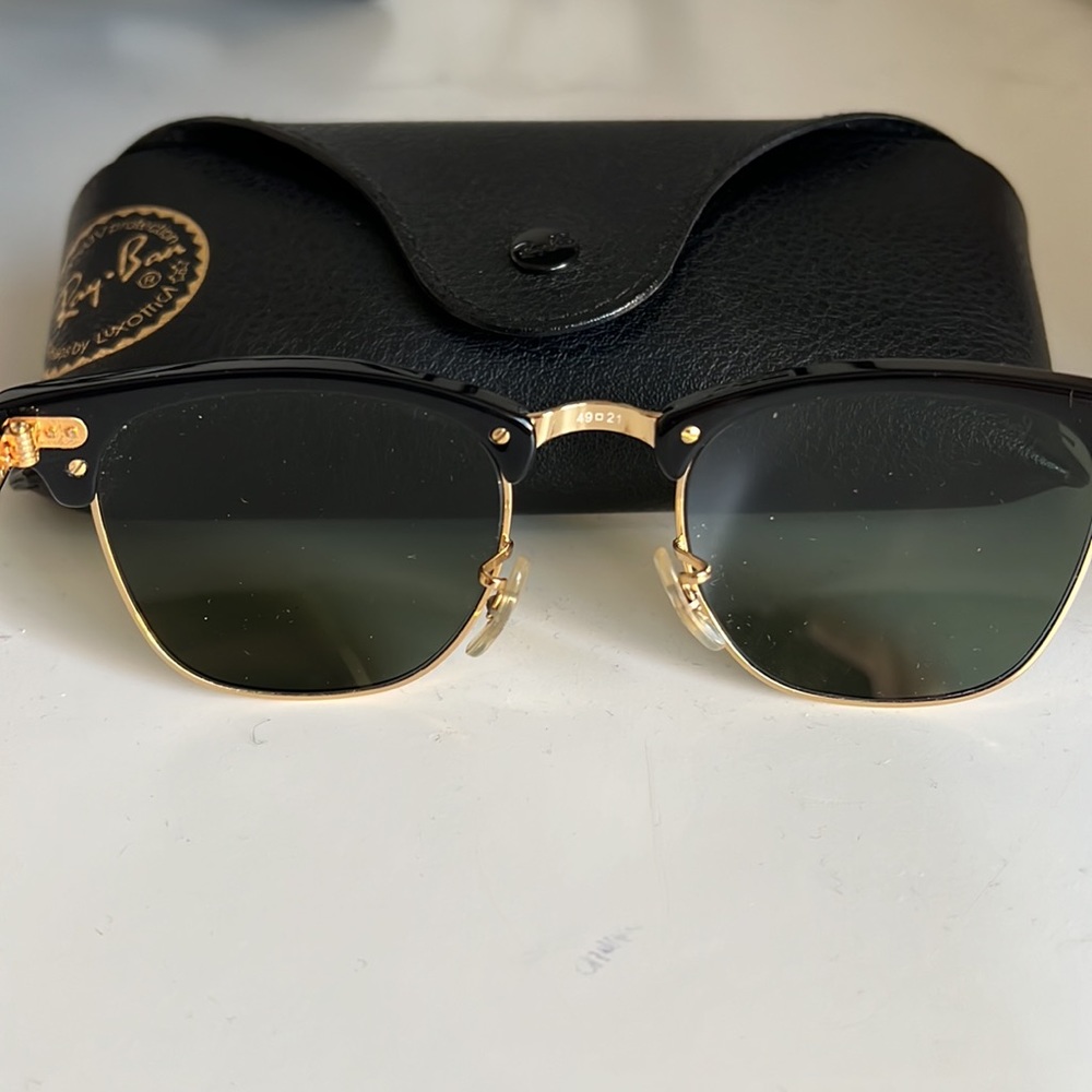 Ray-Ban Clubmaster - Picture 3 of 4